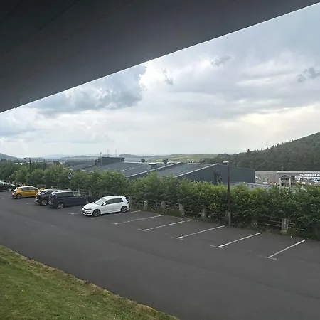 Lägenhet Spacieux 4 Pers Au Pied Des Pistes - Fr-1-814-120 *