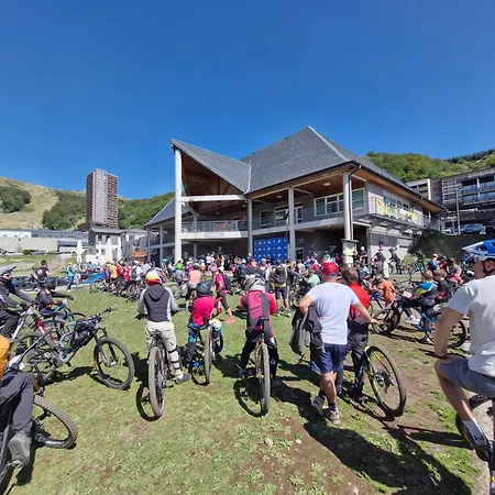 Spacieux 4 Pers Au Pied Des Pistes - Fr-1-814-120 *