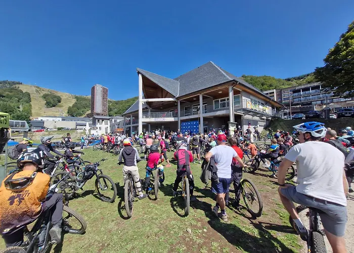 Spacieux 4 Pers Au Pied Des Pistes - Fr-1-814-120 *